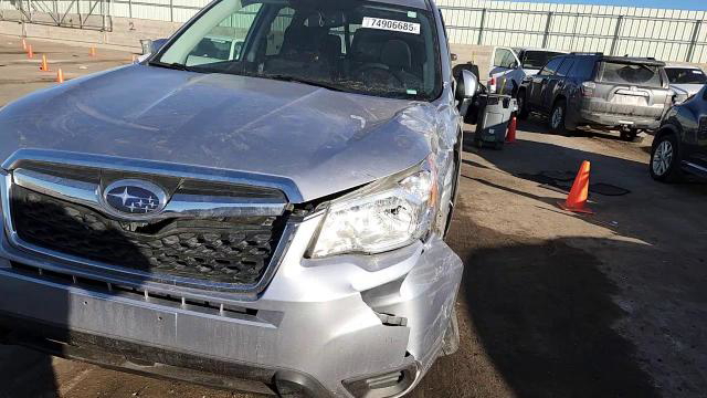Subaru Forester 2016