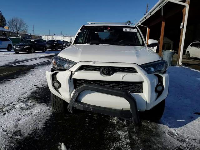 Toyota 4Runner 2016
