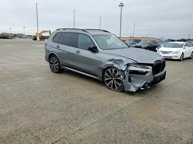 BMW X7 2023