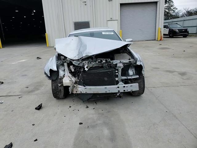 Chrysler 300 2021