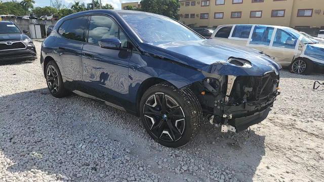 BMW iX 2024