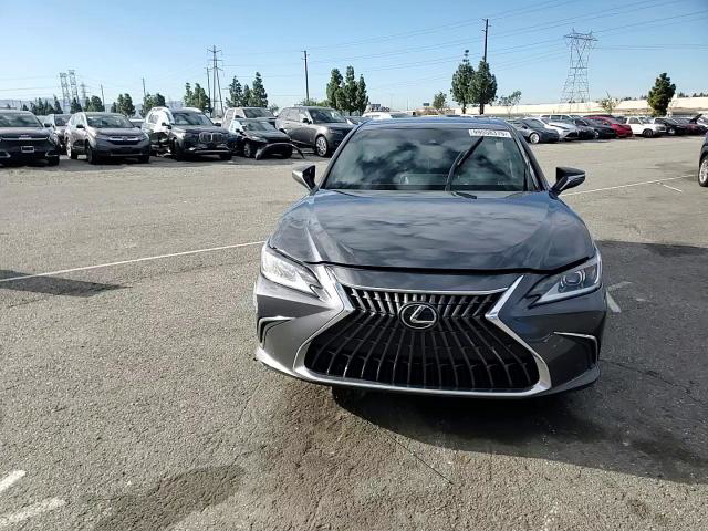 Lexus ES 2024
