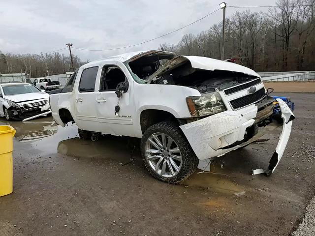 Chevrolet Avalanche 2010