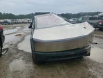 Tesla Cybertruck 2025