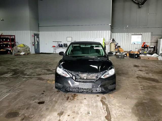 Nissan Sentra 2019