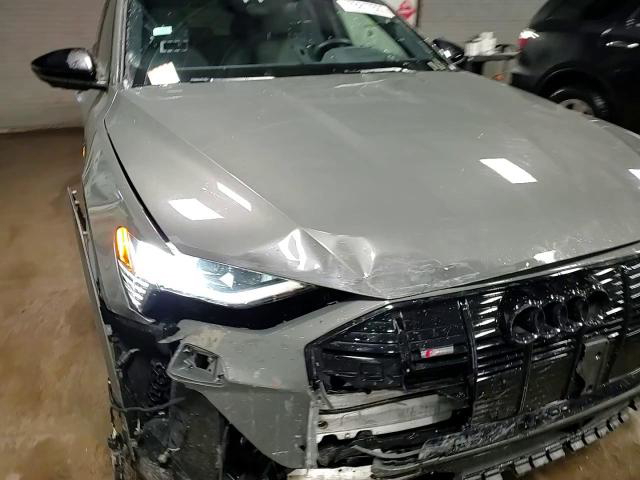 Audi e-tron 2022