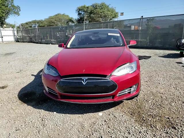 Tesla Model S 2014