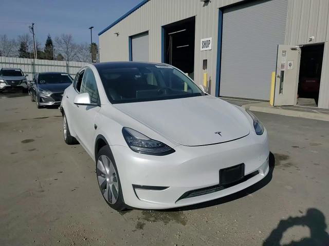 Tesla Model Y 2020