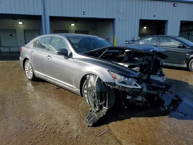 Lexus LS 2015