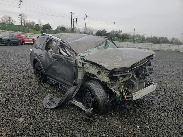 Toyota 4Runner 2016