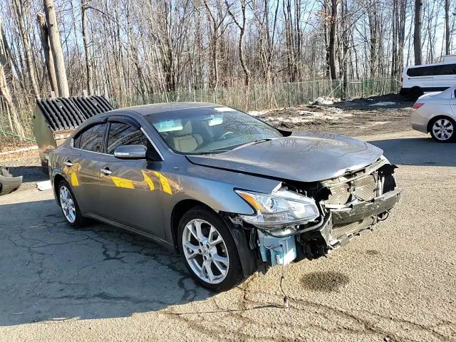 Nissan Maxima 2014