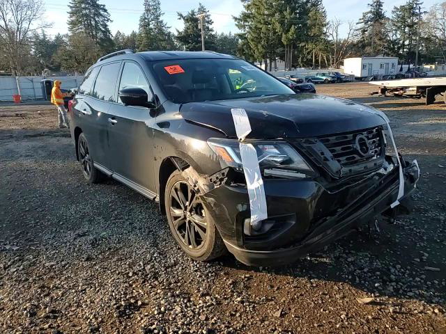 Nissan Pathfinder 2018