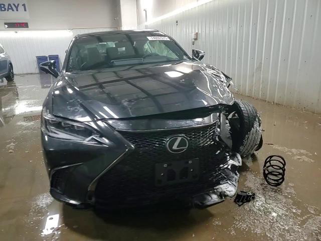 Lexus ES 2024