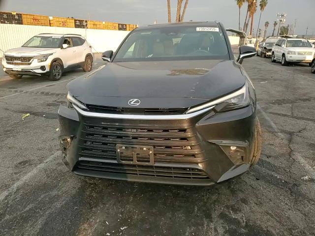 Lexus TX 2025