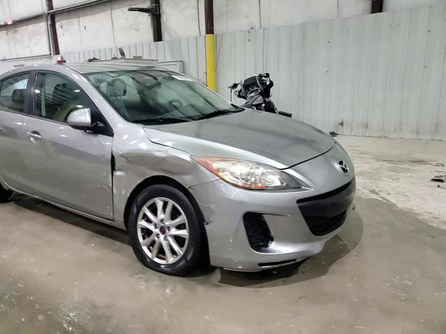 Mazda 3 2012