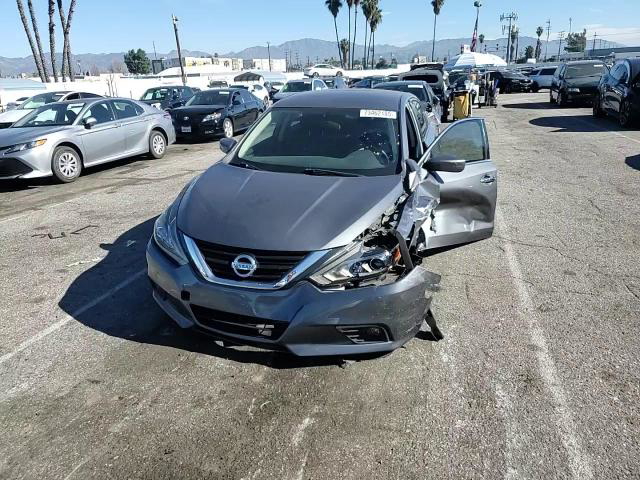 Nissan Altima 2018