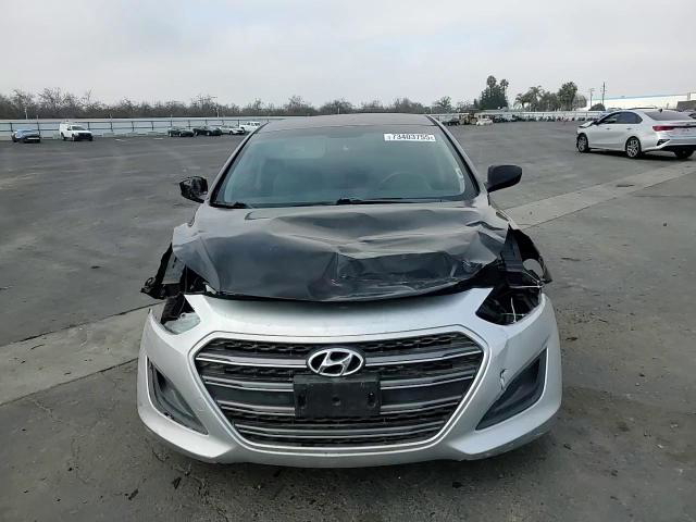 Hyundai Elantra 2016