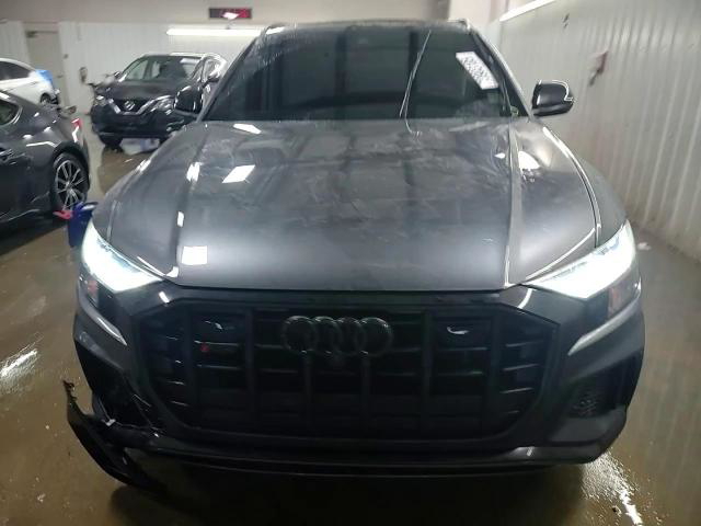 Audi SQ8 2023