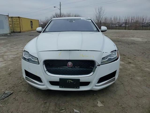 Jaguar XF 2016