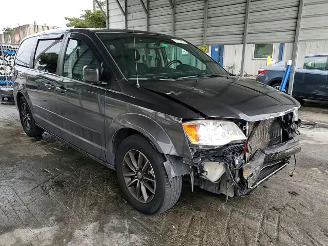 Dodge Caravan 2017