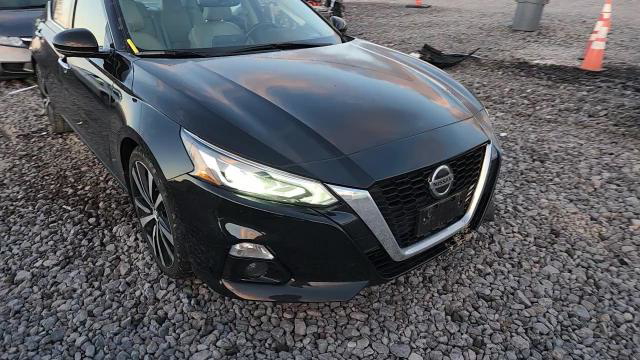 Nissan Altima 2020