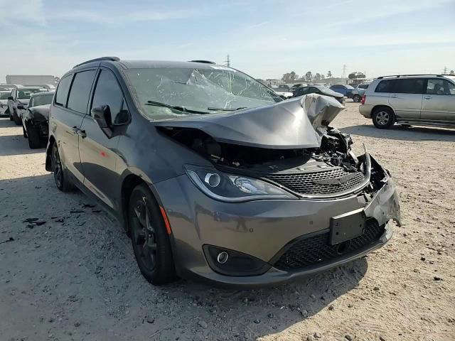 Chrysler Pacifica 2020