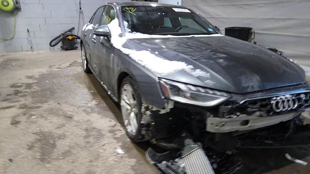 Audi A4 2023