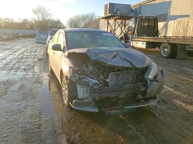 Nissan Sentra 2019