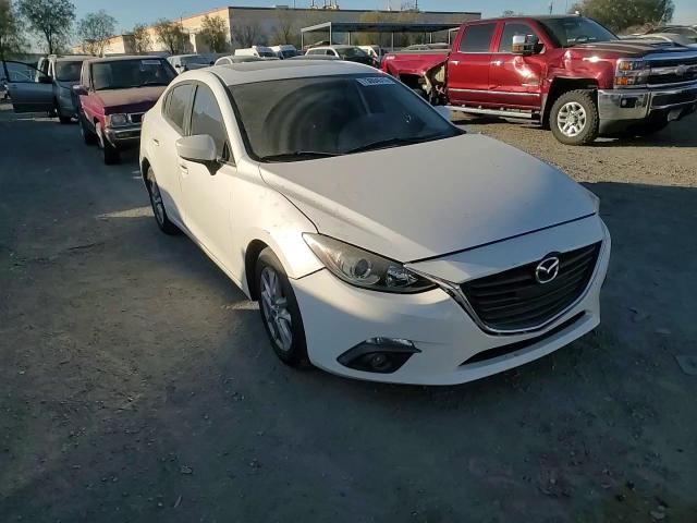 Mazda 3 2016