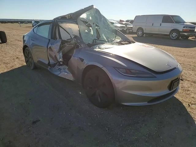 Tesla Model 3 2025