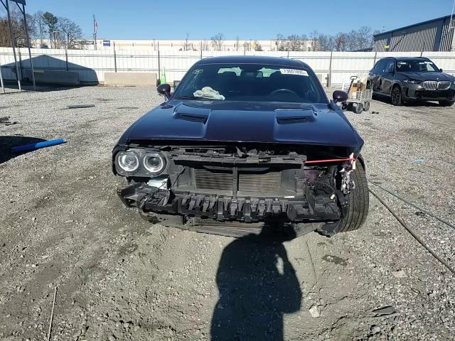 Dodge Challenger 2021