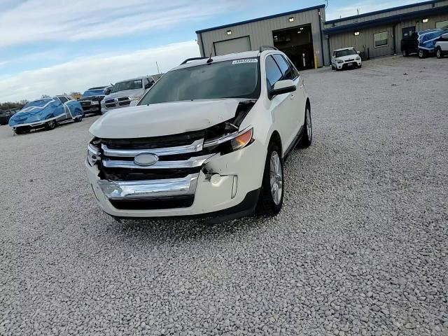 Ford Edge 2012