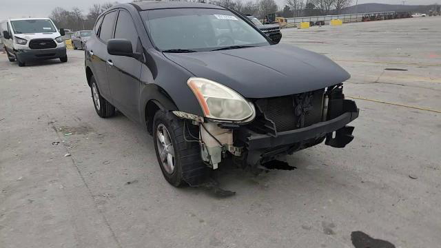 Nissan Rogue 2010