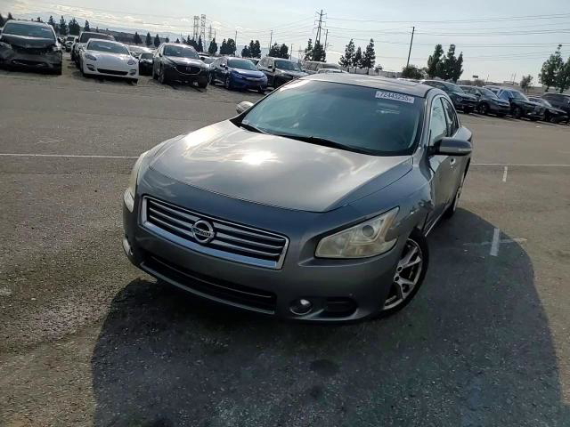 Nissan Maxima 2014