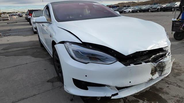 Tesla Model S 2018