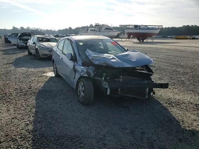 Hyundai Accent 2013