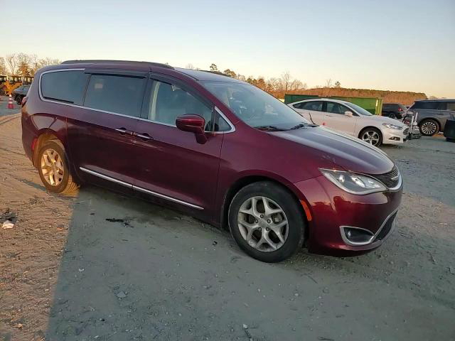 Chrysler Pacifica 2017