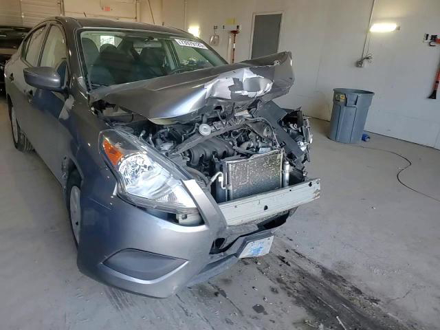 Nissan Versa 2018