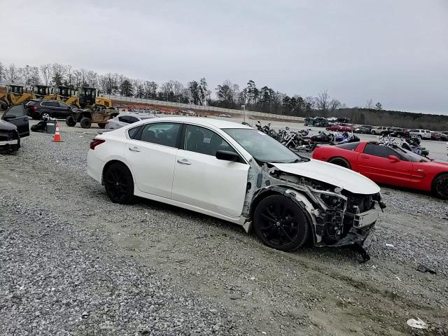 Nissan Altima 2017