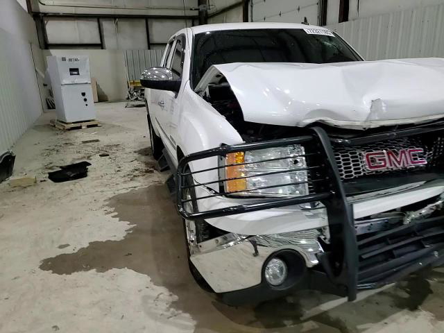 GMC Sierra 2013
