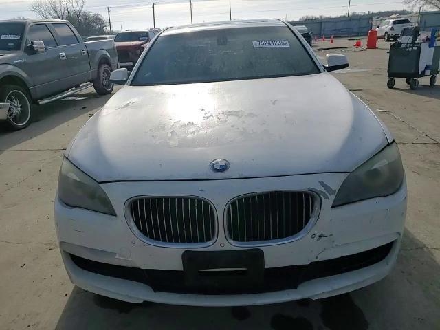 BMW Series 7 2010