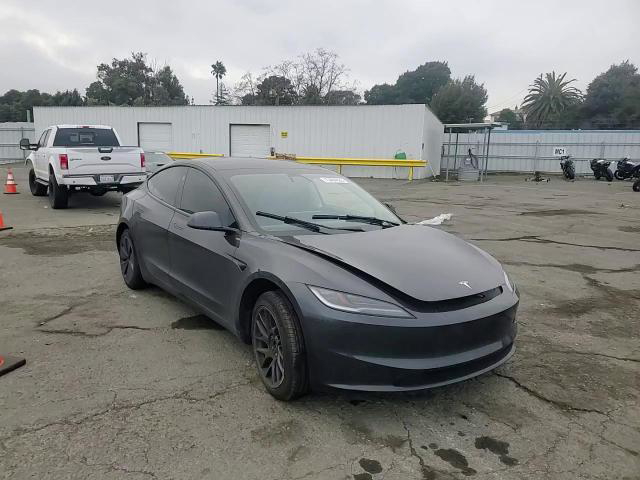 Tesla Model 3 2025
