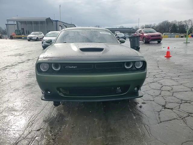Dodge Challenger 2021