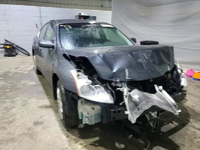 Nissan Altima 2010