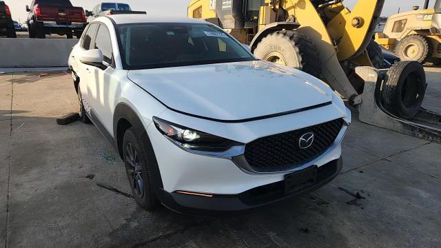 Mazda CX-30 2025