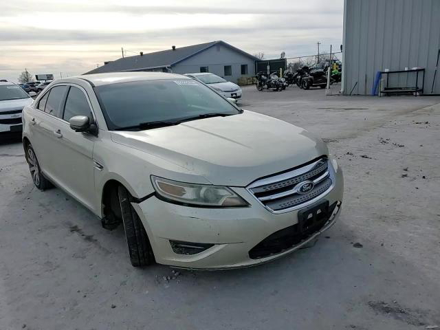 Ford Taurus 2011