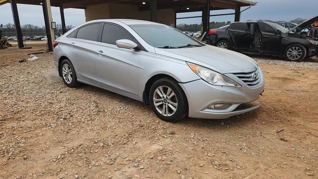 Hyundai Sonata 2013