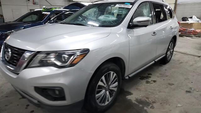 Nissan Pathfinder 2020