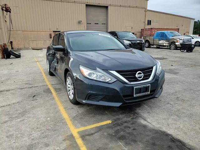 Nissan Altima 2018