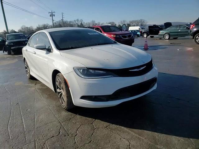 Chrysler 200 2015